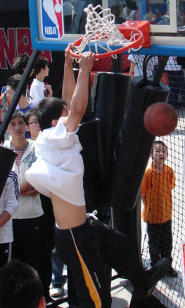 依波大厦楼宇保洁